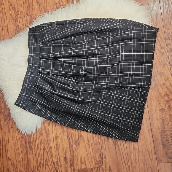Vintage JPR Black Plaid Pleated Uniform Midi Skirt - Picture 4 of 4